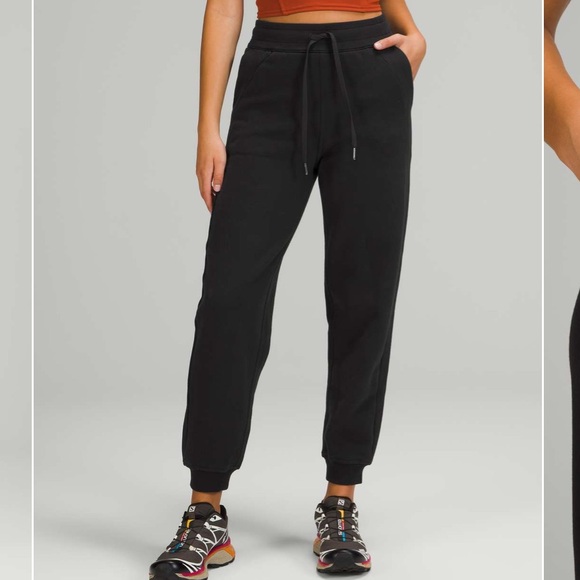 lululemon athletica Pants - Lululemon Scuba Relaxed High-Rise Jogger in Black